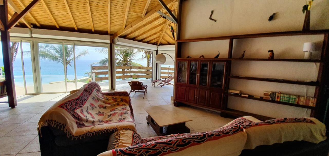Wild Paradise: Villa vue mer piscine à débordement Le Moule Buitenkant foto